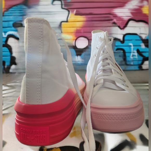 CHUCK TAYLOR ALL STAR MOVE PLATFORM BRIGHT OMBRE HIGH TOP SNEAKERS LIKE NEW - Picture 2 of 6